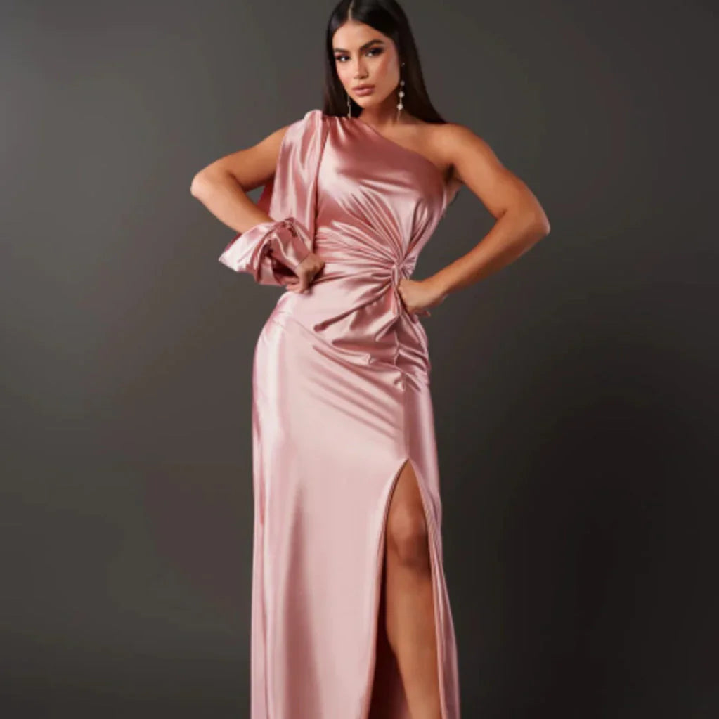 Yolina - Elegant Maxi Dress